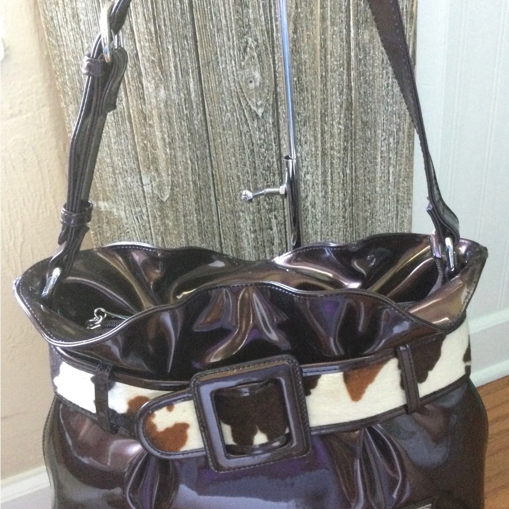 Beijo Brown Patent